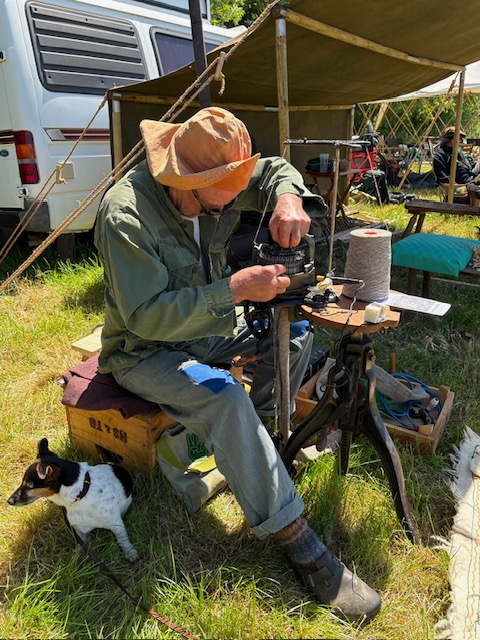 Willow Bushcraft Logo